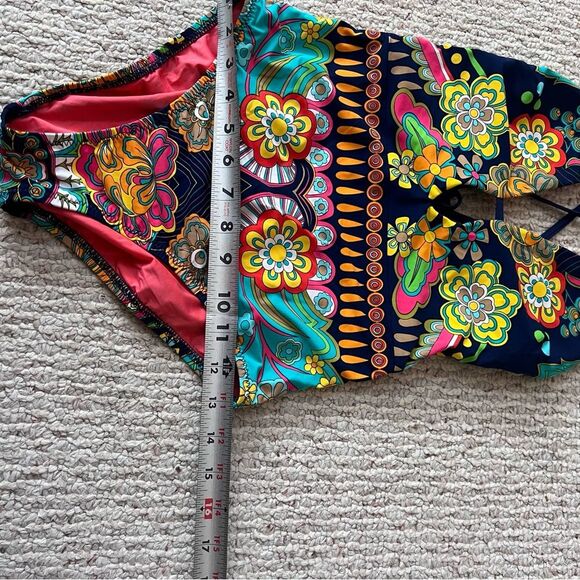 Nanette Lepore Utopia Goddess One Piece Swimsuit - Picture 11 of 16